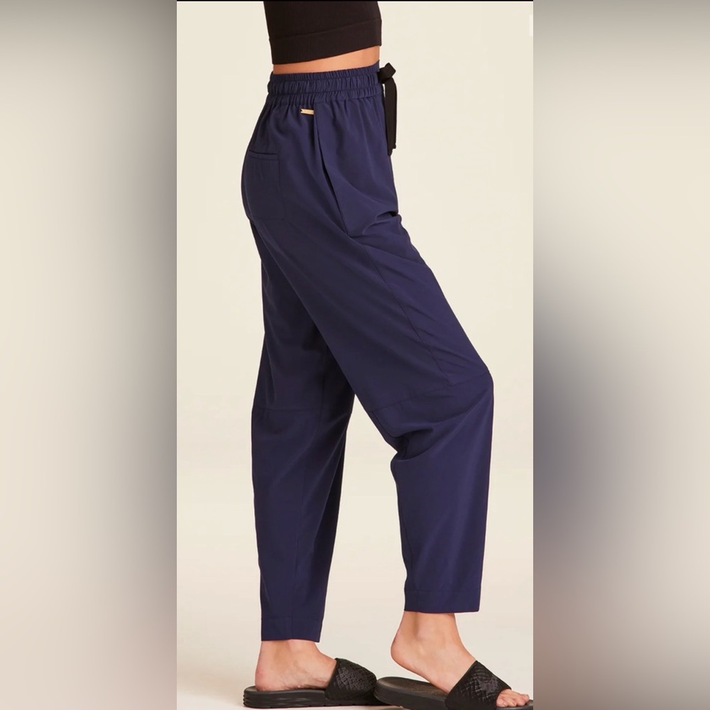 ALALA Navy Woven Commuter Pants New
